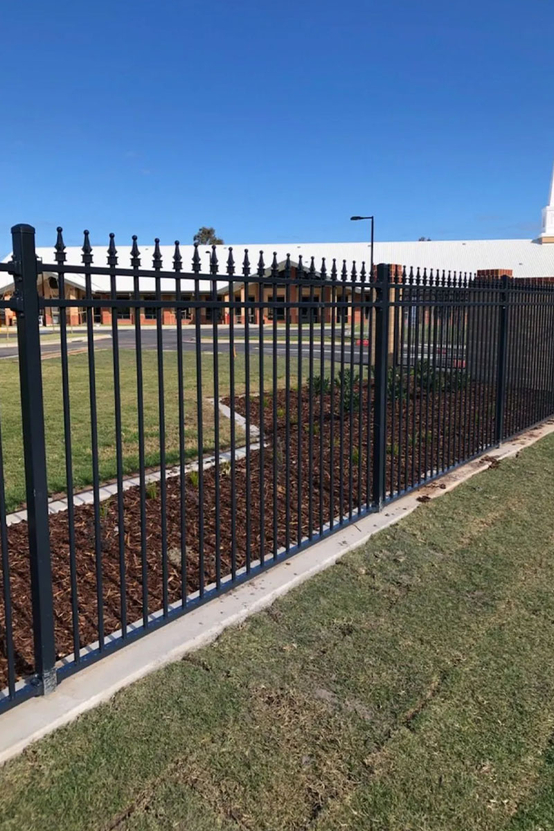 Tubular security fencing Melbourne