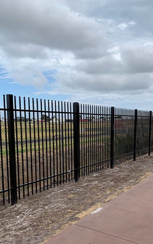 Fencing Contractors Berwick | Diamond Fencing Melbourne