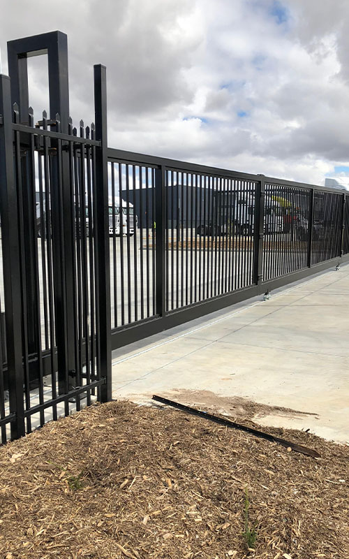 Fencing Contractors Scoresby | Diamond Fencing Melbourne