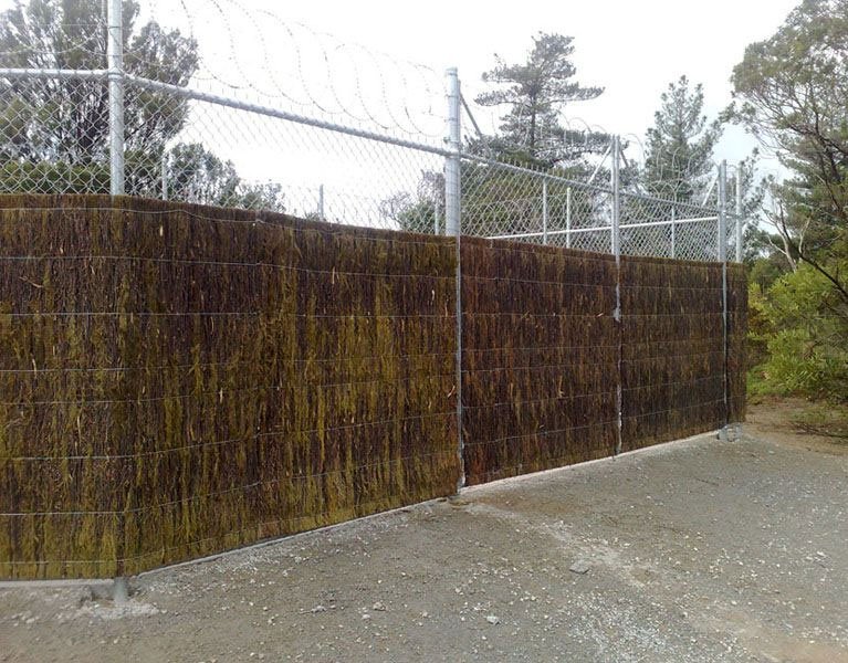 steel wood fence Melbourne