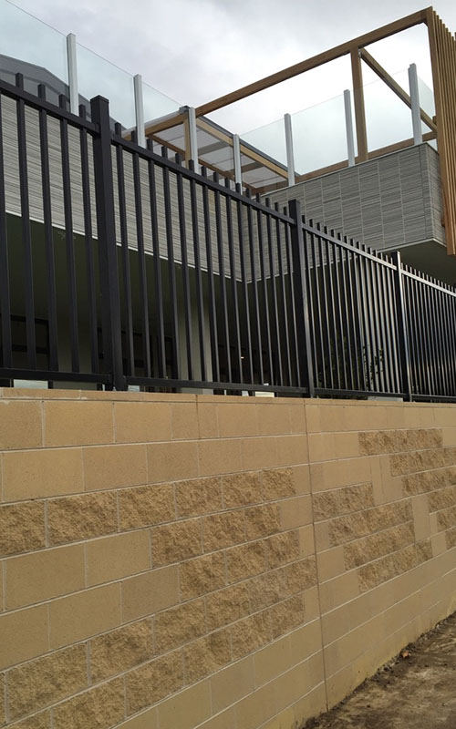 Fencing Contractors Deer Park | Diamond Fencing Melbourne