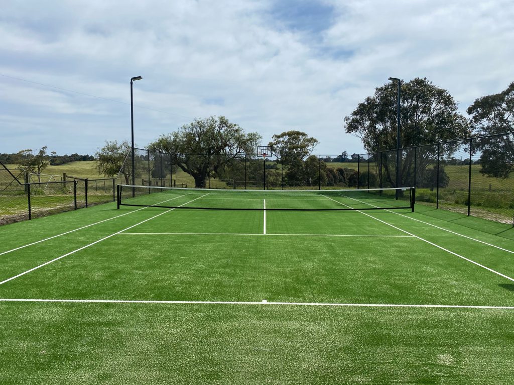 country victoria tennis enclosure fencing