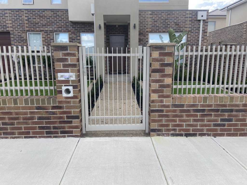 tubular steel fencing in melbourne suburbs