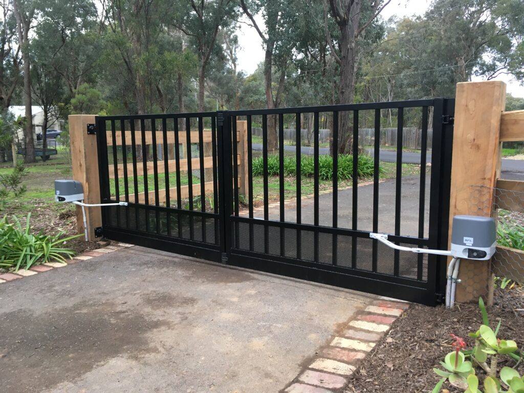 metal fencing melbourne