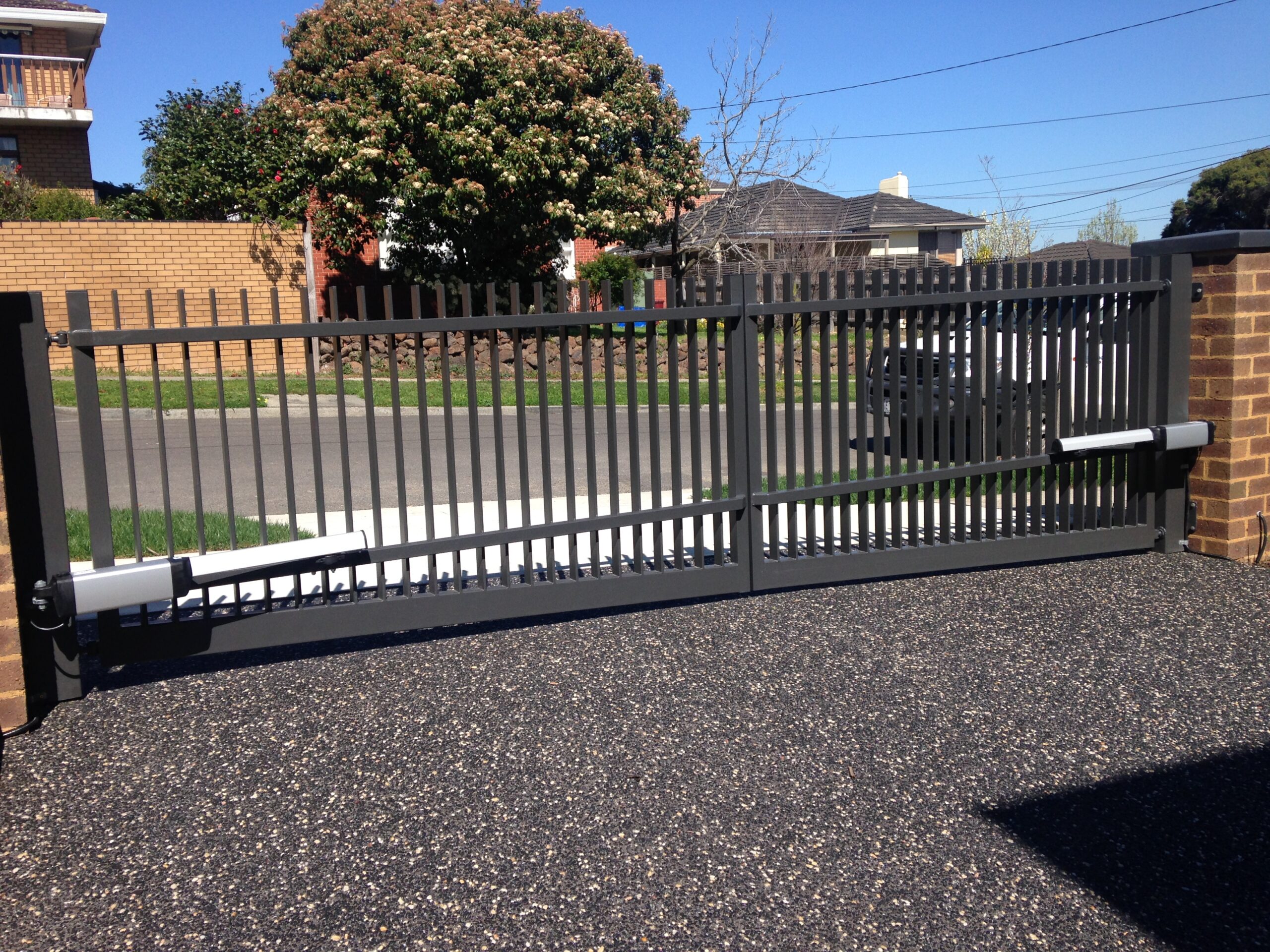 blade fencing gates melbourne