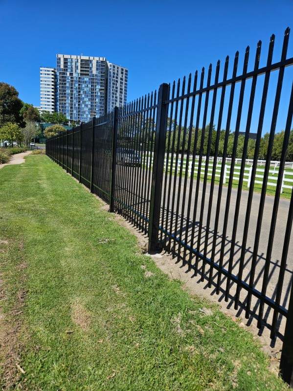 galvanized steel fencing